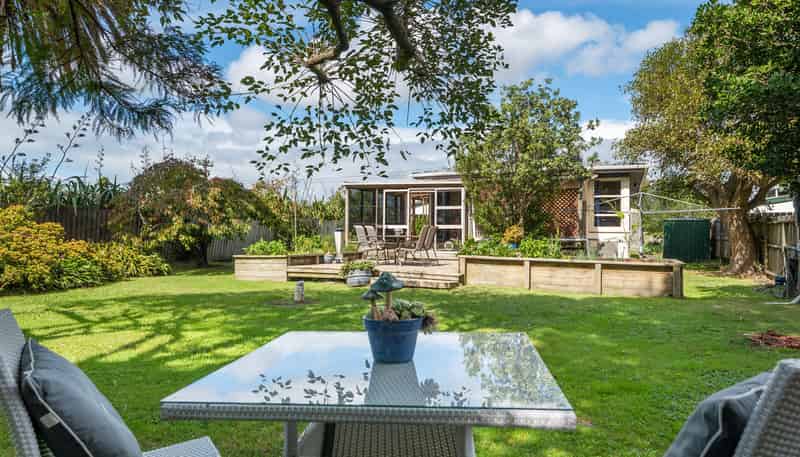 7 Parakai Avenue, Parakai