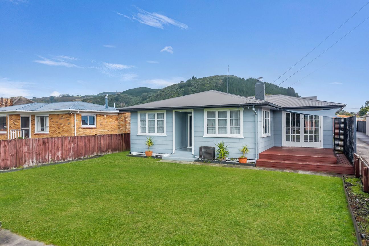 Deckside Living on Caledonia Road - Vista 3