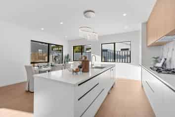 18C Domain Road, Weymouth