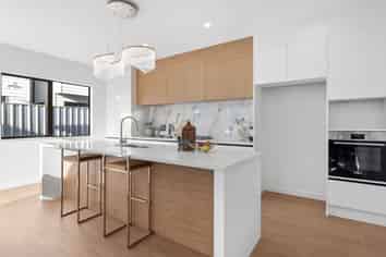 18C Domain Road, Weymouth