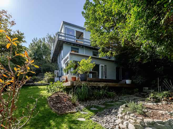 8 Christina Grove, Normandale