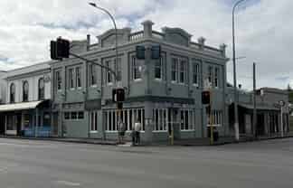 Historic Corner Profile Bar/Restaurant