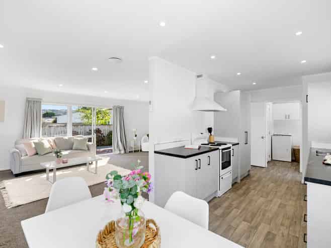 26 Harrison Crescent, Avalon