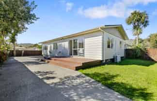 26 Harrison Crescent, Avalon