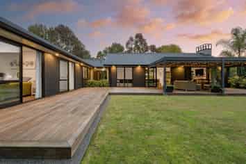 2 Harper Way, Te Puna