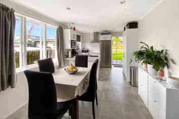 11 Larnoch Road, Henderson