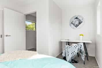 6/1 Kaponga Crescent, New Lynn