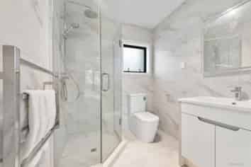 6/1 Kaponga Crescent, New Lynn