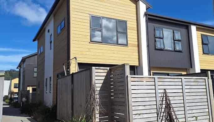 2 Te Ara O Ralph Olsen, Wainuiomata