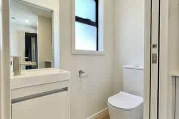 2 Te Ara O Ralph Olsen, Wainuiomata