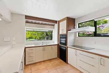 12 Swithland Place, Avonhead