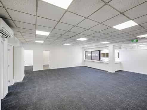 Refurbished office on Vautier Street