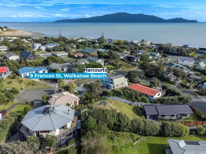 9 Frances Street, Waikanae Beach