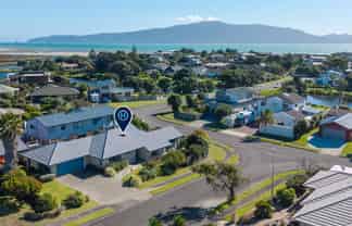 4 Te Ropata Place, Waikanae Beach