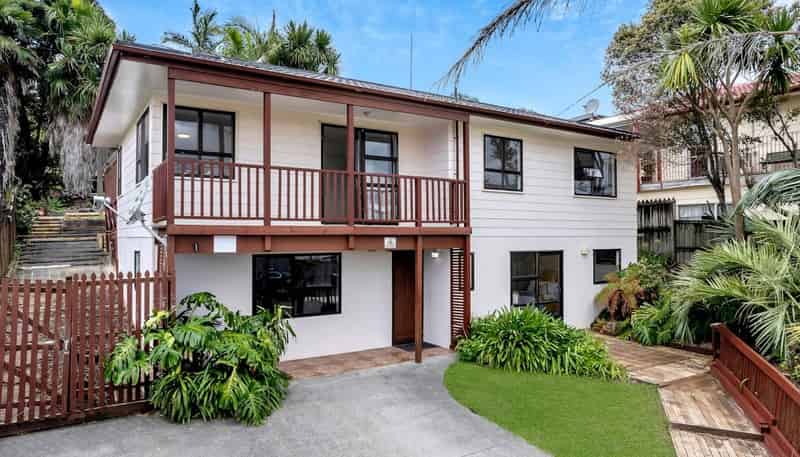 10 Marco Place, Highland Park