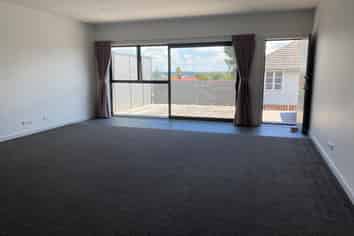 9/228 Edmonton Road, Te Atatu South