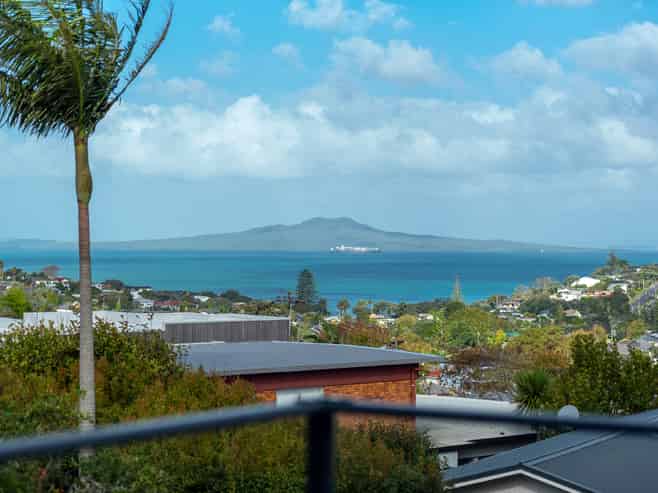 32A Knights Road, Rothesay Bay