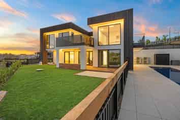 2 Toscana Drive, Flat Bush