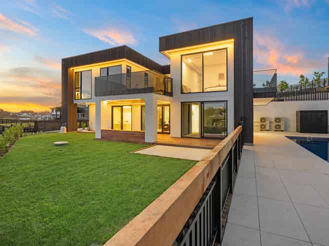 2 Toscana Drive, Flat Bush