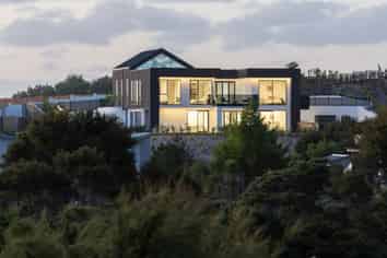 2 Toscana Drive, Flat Bush