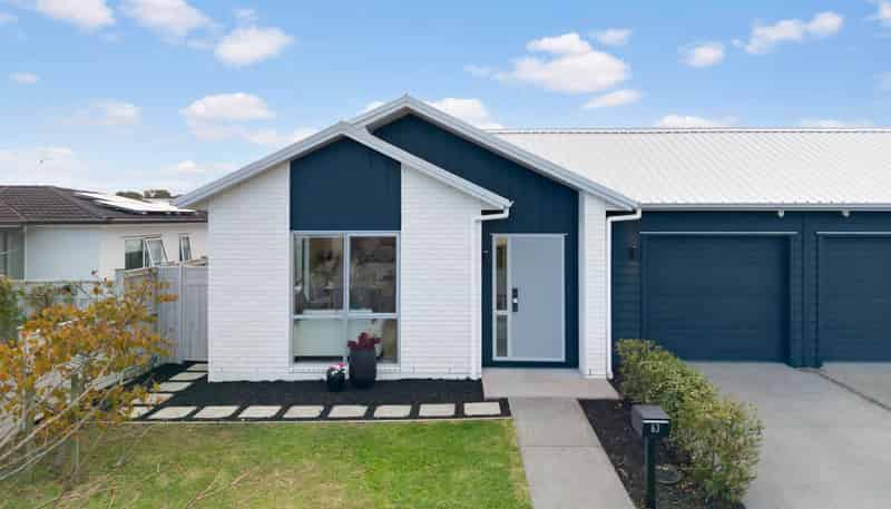 63 Pepene Avenue, Conifer Grove