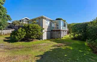 49 William Street, Waikanae Beach