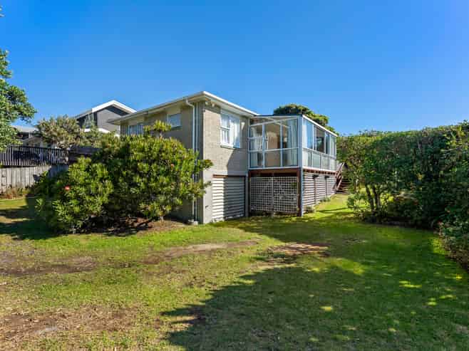49 William Street, Waikanae Beach