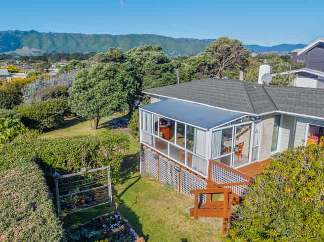 49 William Street, Waikanae Beach