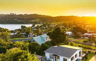 32 Kiwi Street, Oneroa