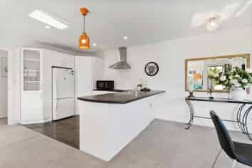 54 Ashmore Park, Carterton