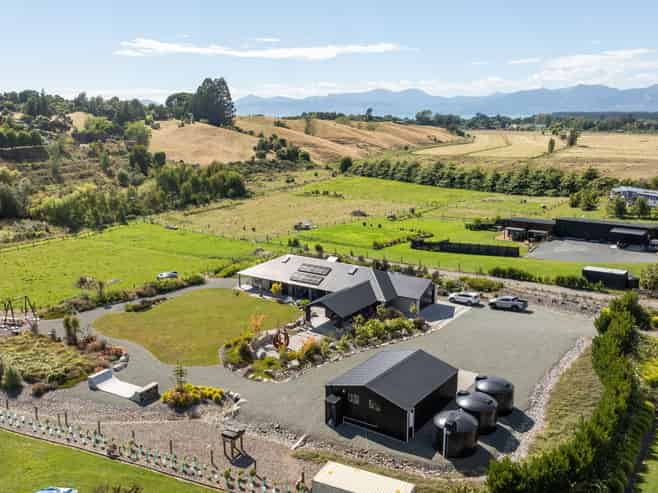 132 Seaton Valley Road, Mapua