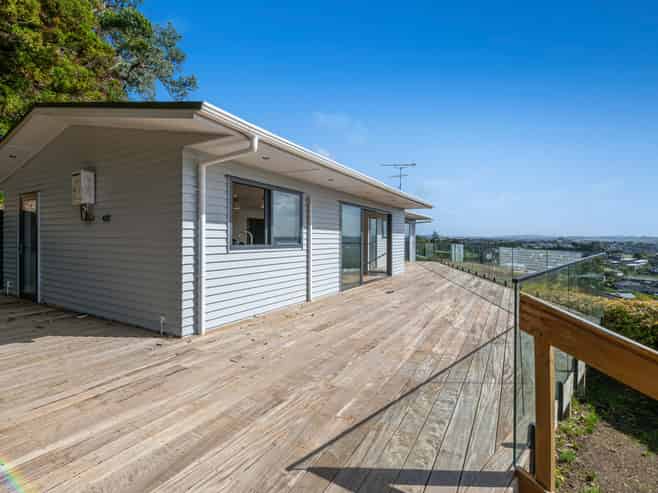 236 Whangaparaoa Road, Red Beach