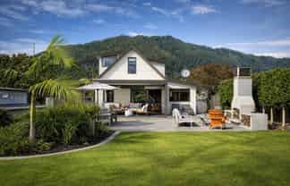 9 Britannia Dell, Pauanui