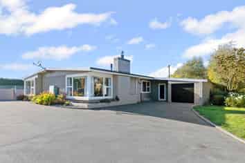 400 Racecourse Road, Allenton