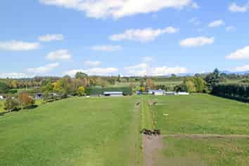 400 Racecourse Road, Allenton