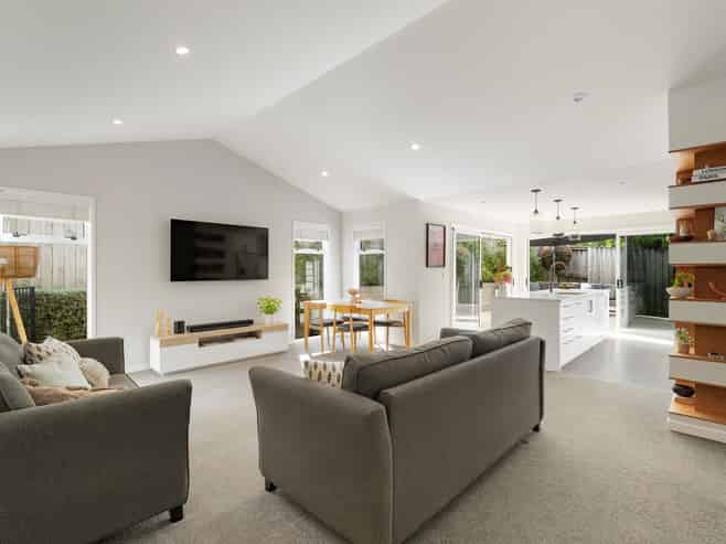 16 Okataina Street, Pyes Pa