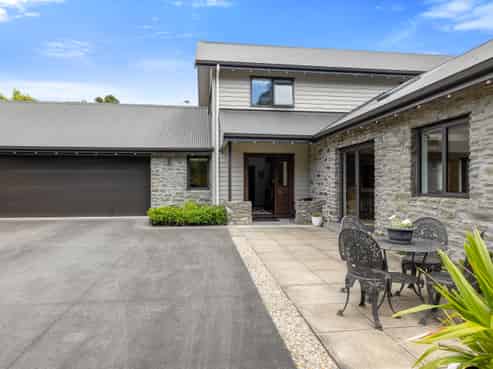 224A Junction Road, Mangorei