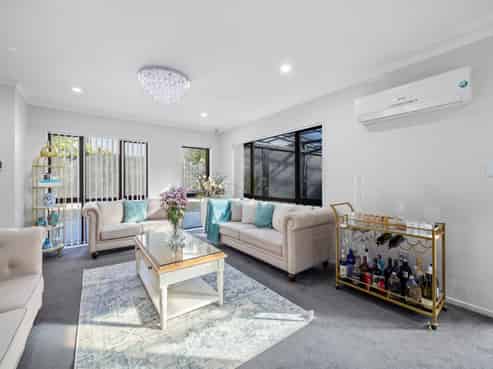 6 Te Hiko Way, Mangere