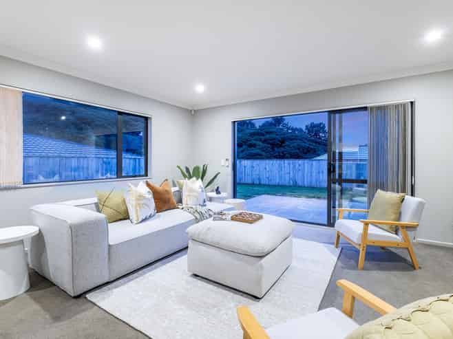 12 Moonsail Drive, Whitby