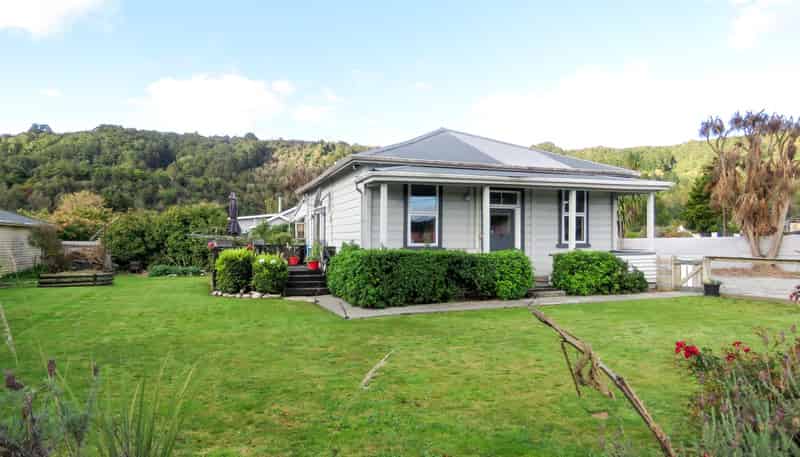 51 Dick Street, Reefton