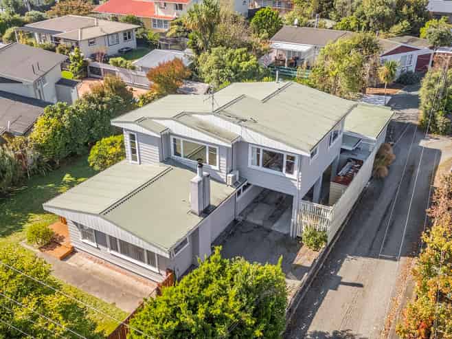 5 Reeves Street, Stoke