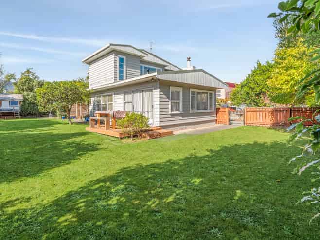 5 Reeves Street, Stoke