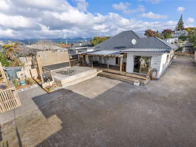 9 Montgomery Street, Levin
