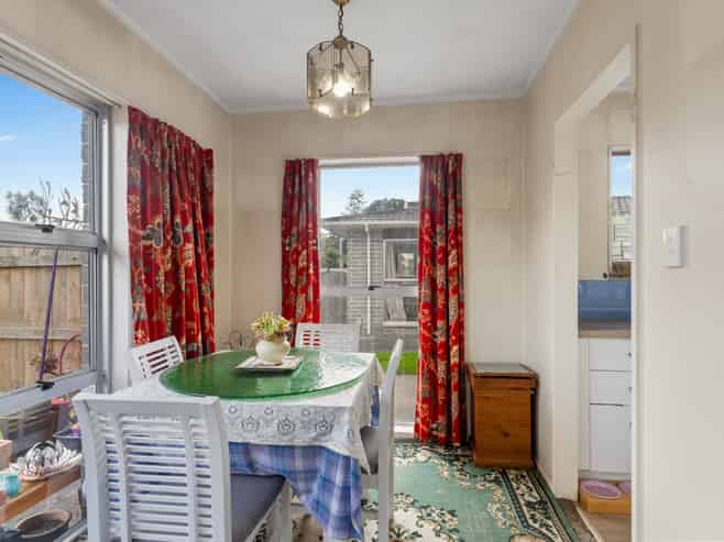 22 Buckley Grove, Paraparaumu