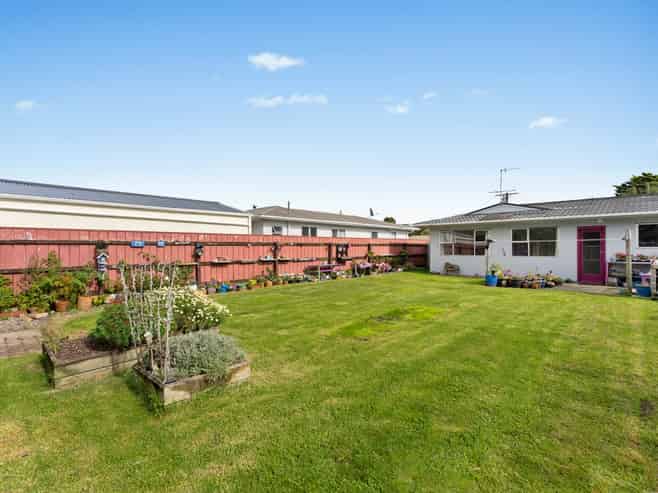 22 Buckley Grove, Paraparaumu