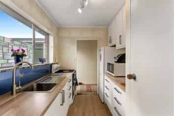 22 Buckley Grove, Paraparaumu