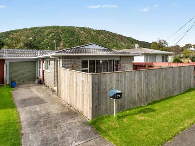 22 Buckley Grove, Paraparaumu