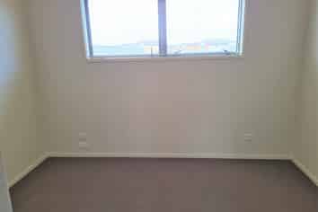 126/172 McLeod Rd, Te Atatu South