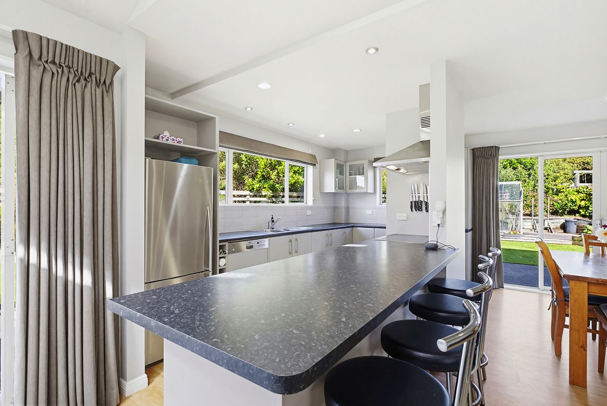 Flexible Family Living in Whitby - Widok 5