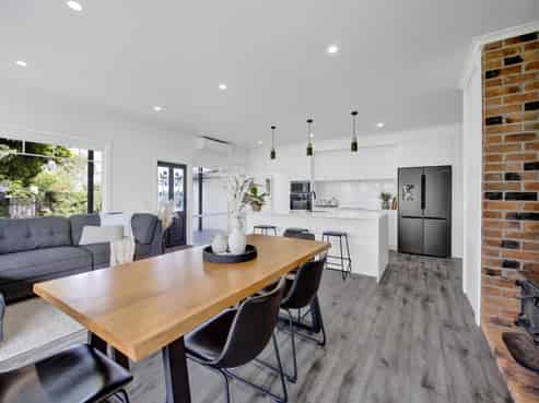 14 Weld Street, Normanby